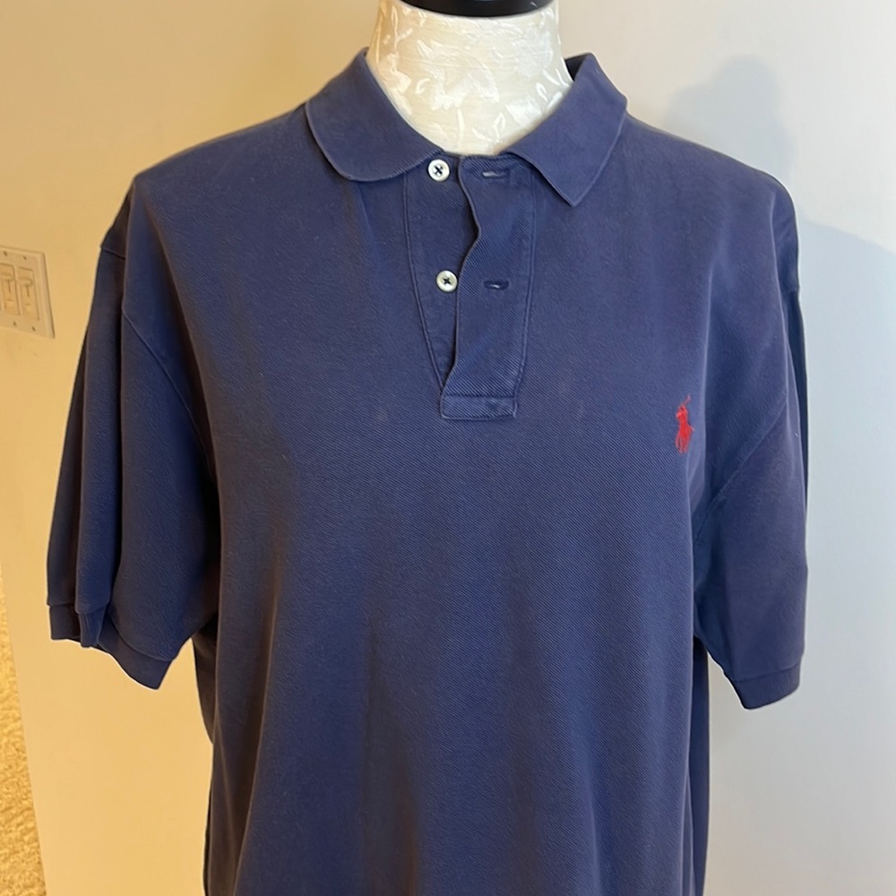 Dark blue old school polo shirt with red polo pony